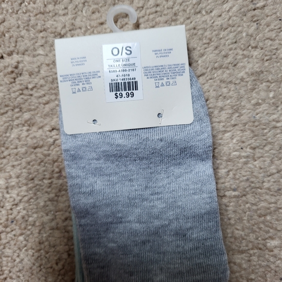 NWT 2PACK OF SOCKS FROM AEROPOSTALE! - Picture 3 of 5